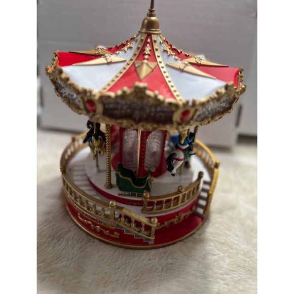 Musical Carousel With Horses & Sleigh - Picture 6 of 8